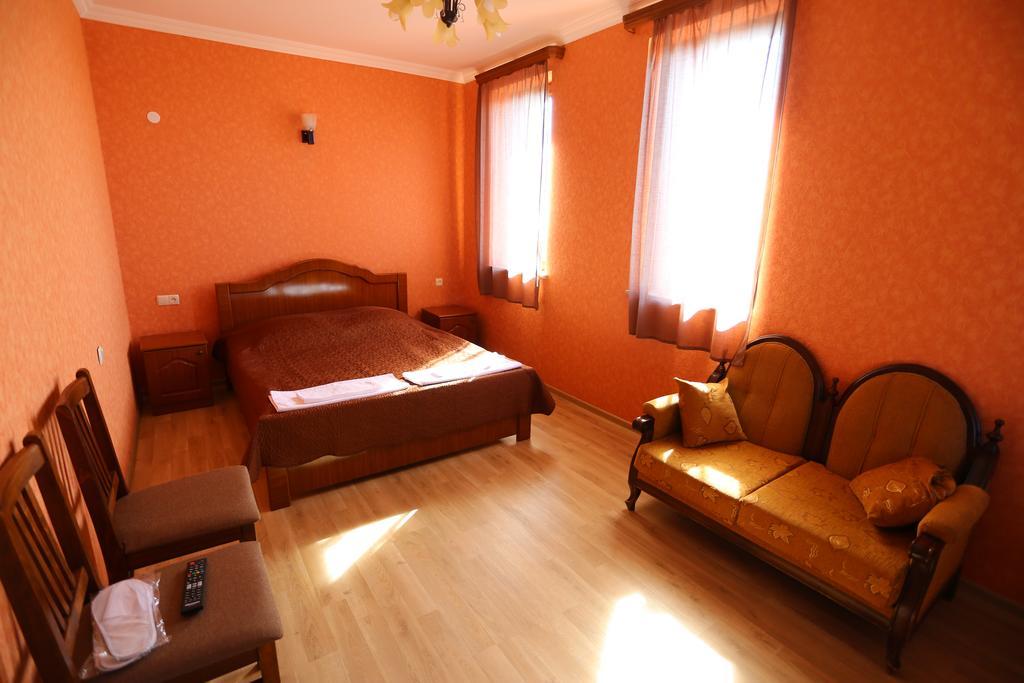 Hotel Sweet Home Telavi Habitación foto