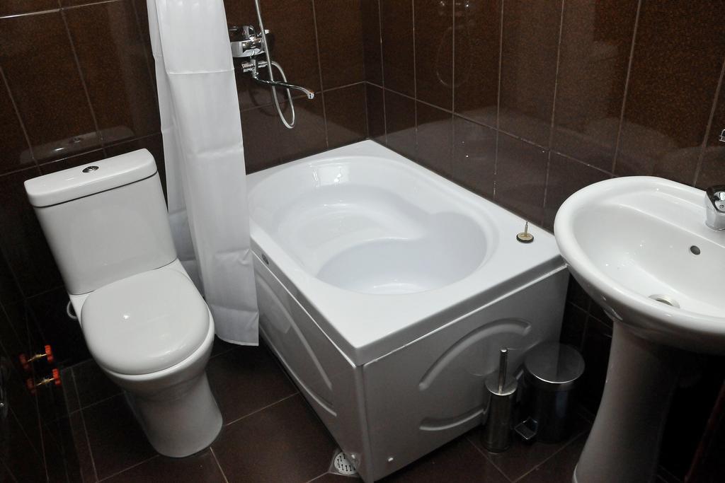 Hotel Sweet Home Telavi Habitación foto